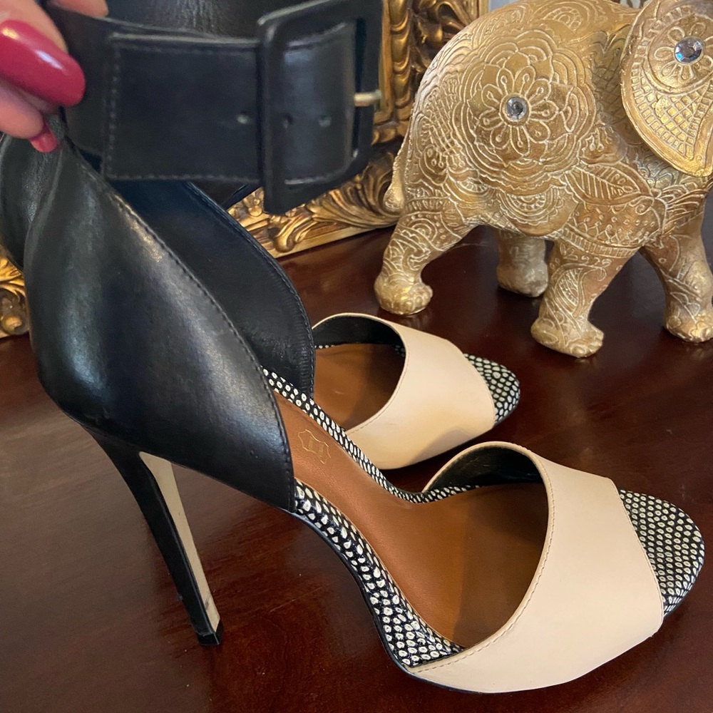 Aldo Areridda Ankle Strap Pump